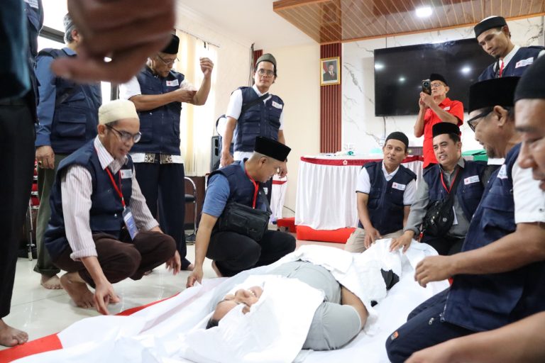 PELATIHAN PEMULIAAN JENAZAH JADI LANGKAH NYATA PERKUAT LAYANAN KEMANUSIAAN